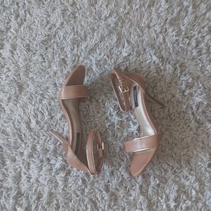 WHITE HOUSE BLACK MARKET